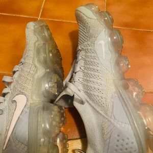Vapormax nike shoes